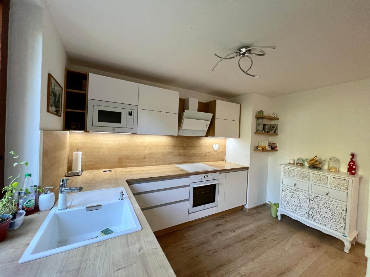 Apartman Stara Sasova Banska Bystrica Ngoại thất bức ảnh